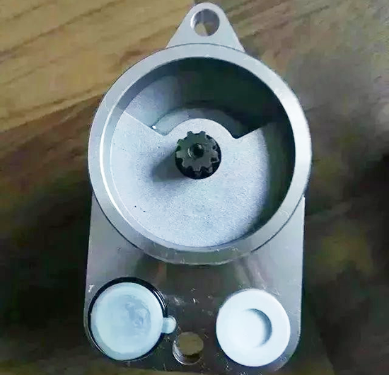 卡特挖掘机先导泵